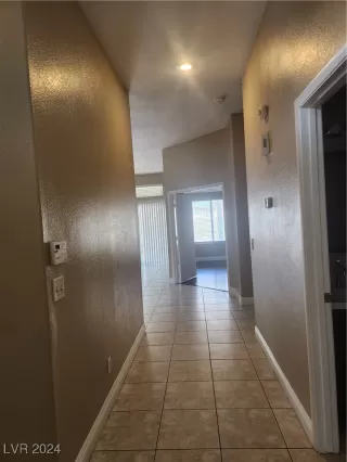 Photo #3: 2607390 Listing 