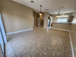 Photo #6: 2607390 Listing 