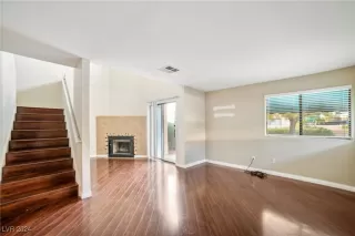 Photo #1: 2607427 Listing 