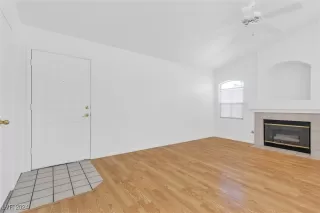 Photo #1: 2607435 Listing 