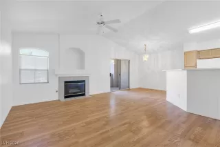 Photo #2: 2607435 Listing 