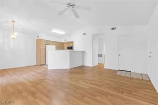 Photo #6: 2607435 Listing 