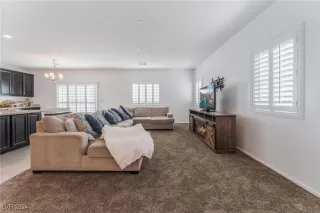 Photo #5: 2607466 Listing 