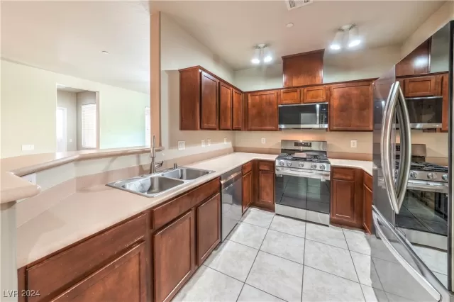 MLS: 2607472 Condo For Sale