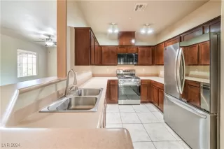 Photo #1: 2607472 Listing