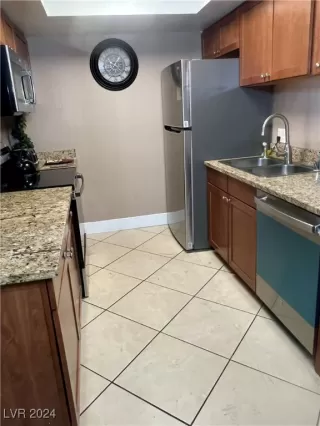 Photo #5: 2607476 Listing 