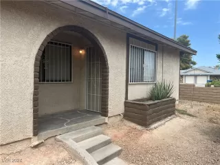 Photo #1: 2607520 Listing 