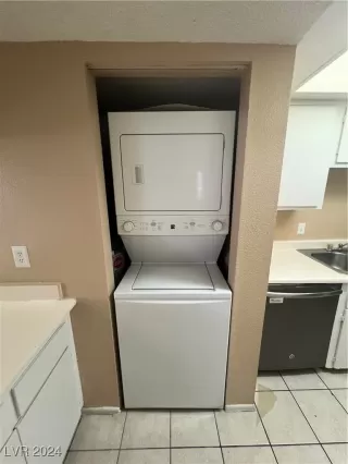 Photo #3: 2607520 Listing 