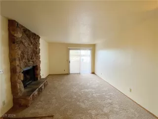 Photo #3: 2607532 Listing 