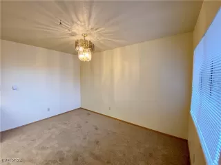 Photo #5: 2607532 Listing 