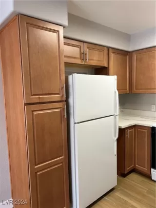 Photo #4: 2607546 Listing