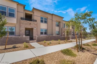 Photo #1: 2607564 Listing 