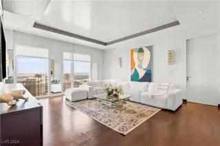 Photo #2: 2607594 Listing 