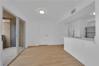 Photo #6: 2607640 Listing 