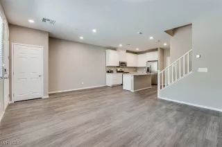Photo #2: 2607649 Listing 