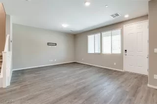 Photo #3: 2607649 Listing 