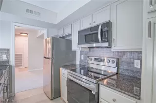 Photo #5: 2607654 Listing 