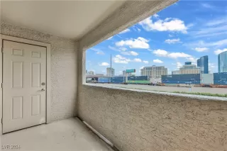 Photo #1: 2607703 Listing 