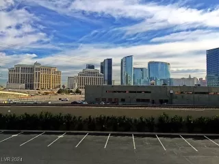 Photo #2: 2607703 Listing 