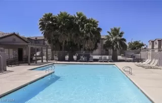 Photo #1: 2607717 Listing 