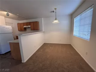 Photo #4: 2607717 Listing 