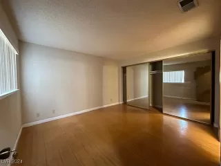 Photo #6: 2607812 Listing