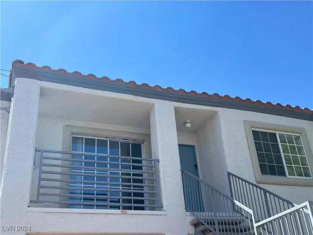 MLS: 2607871 Condo For Sale