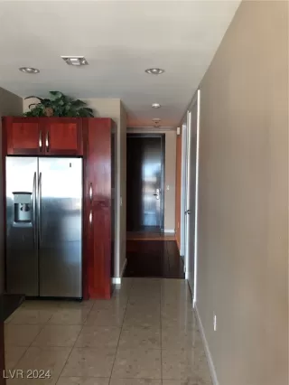 Photo #6: 2607892 Listing 