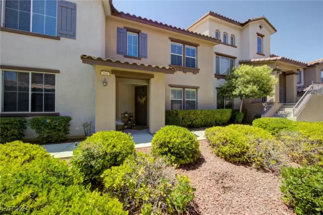 MLS: 2607898 Condo For Sale