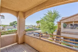 Photo #6: 2607932 Listing 