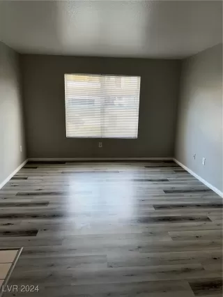 Photo #5: 2607979 Listing 