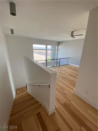 Photo #6: 2608021 Listing 