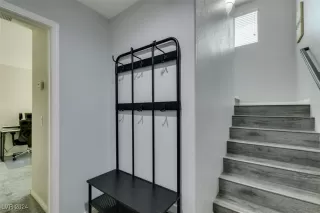 Photo #6: 2608027 Listing