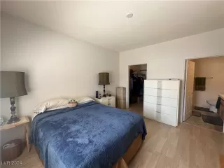 Photo #6: 2608053 Listing 