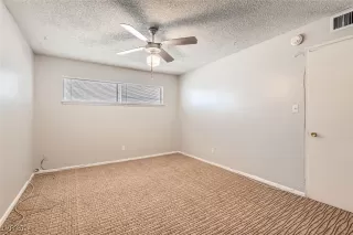 Photo #5: 2608062 Listing