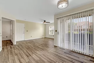 Photo #2: 2608079 Listing 