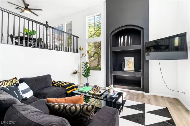 MLS: 2608095 Condo For Sale