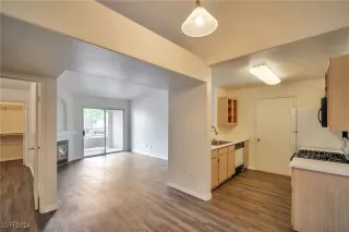 Photo #3: 2608114 Listing 