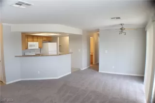 Photo #2: 2608118 Listing 