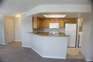 Photo #3: 2608118 Listing 