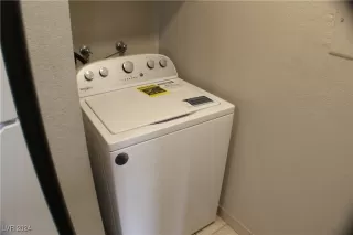 Photo #5: 2608118 Listing 