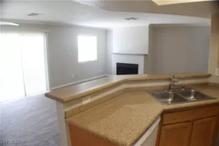 Photo #6: 2608118 Listing 