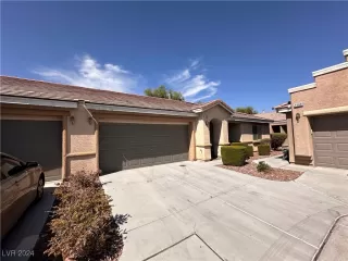 Photo #1: 2608124 Listing 