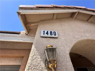 Photo #2: 2608124 Listing 