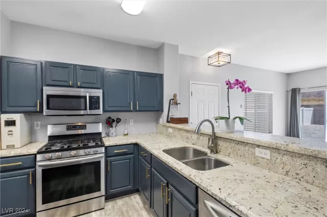 MLS: 2608147 Condo For Sale