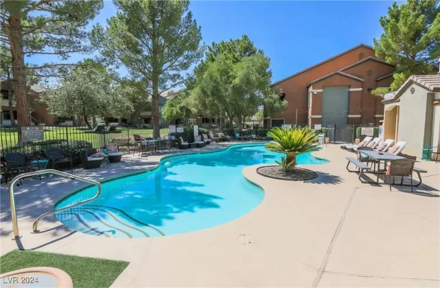 MLS: 2608148 Condo For Sale