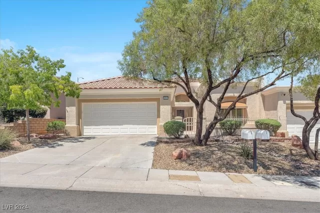 MLS: 2608150 Condo For Sale