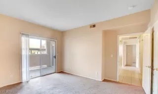 Photo #5: 2608155 Listing 