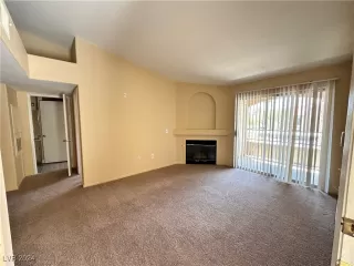 Photo #3: 2608156 Listing 