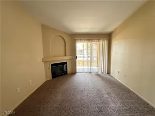 Photo #4: 2608156 Listing 